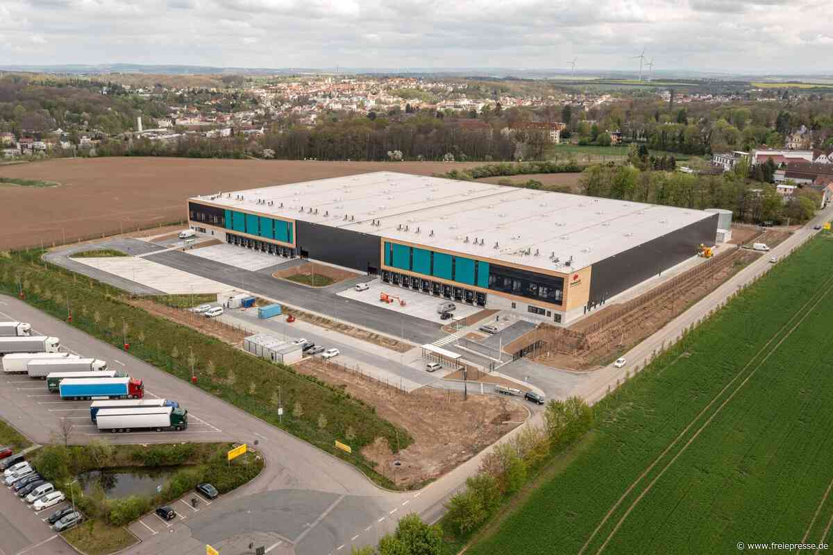 XXL-Logistikzentrum bei Meerane: Zwei Jahre nach Fertigstellung zieht der erste Mieter ein