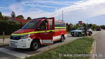 Lastwagen verliert Metallsplitter in Mühldorf – offenbar mehrere Autos mit Reifenpannen