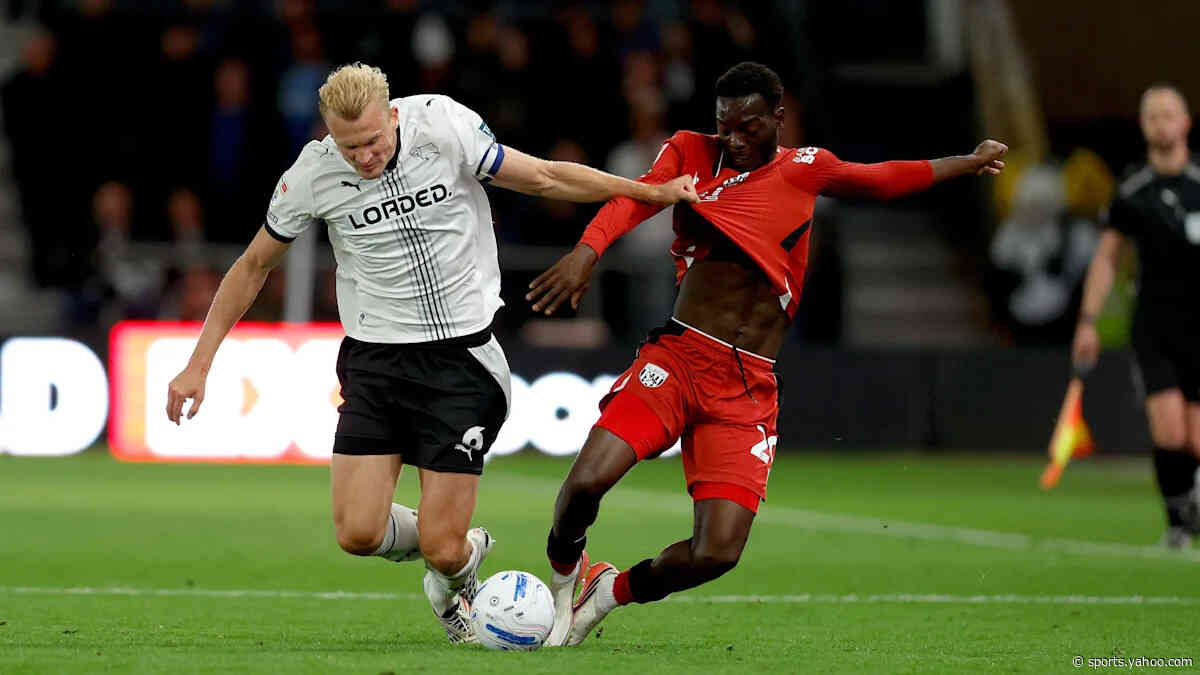 Langas 'frustrated' with loss to 10-man Baggies