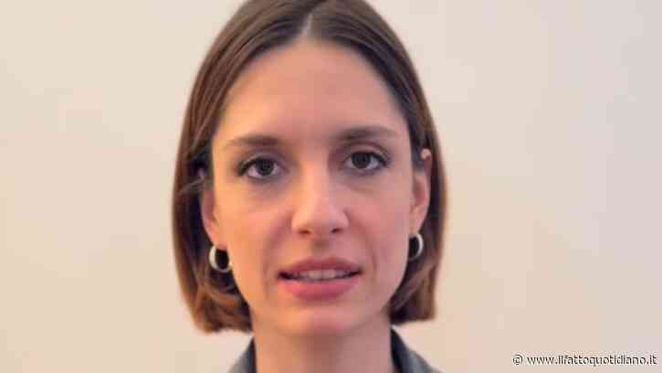 “Ho partorito un essere umano, potrò mai avere paura di quello che pensa la gente? Dio benedica le mie paurine, l’ansia e il mio terrore di vedermi troppo diversa da come sono”: così Beatrice Arnera protagonista a Venezia