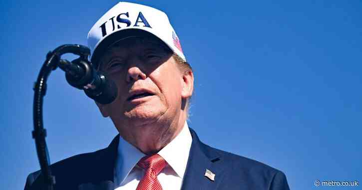 Donald Trump promises $5,000 to every American in wild midterm pledge