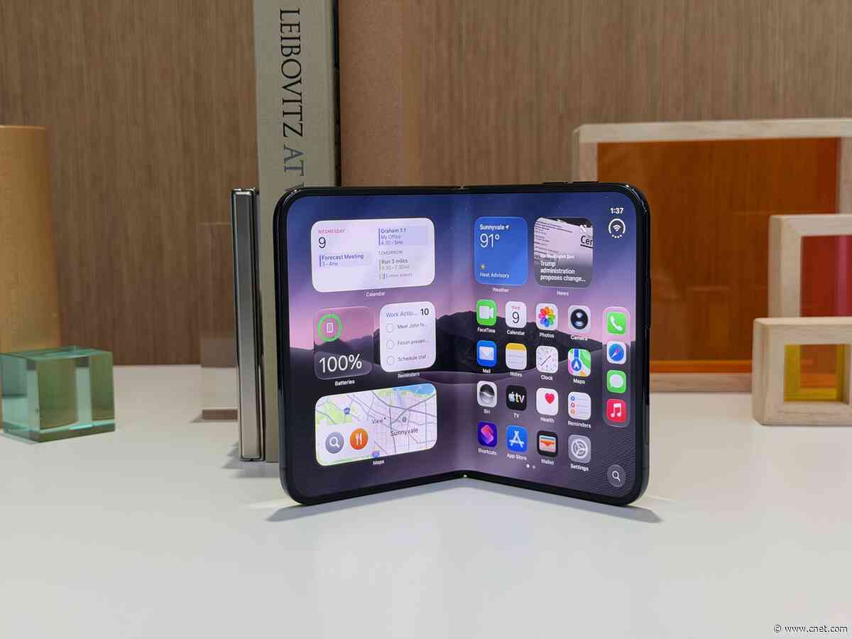 I Need Apple’s iPhone Duo to Get Me Excited About Foldables Again
