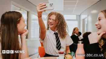 Parents, teachers and pupils have their say on restricting phones in schools