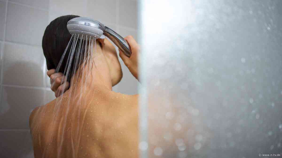 "Drei Minuten vernünftiges Ziel": Wie lange duschen ist wirklich nötig?