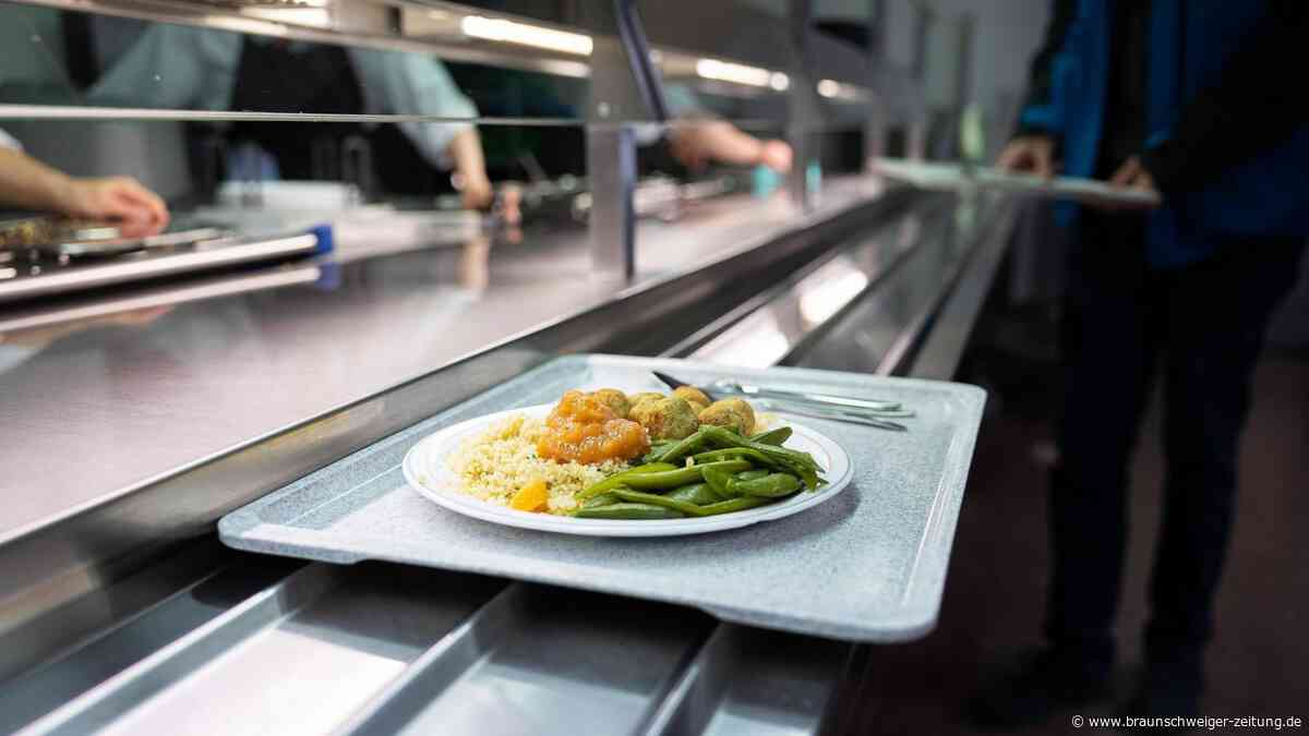Mensa-Essen: Wo Studierende in Deutschland am günstigsten speisen