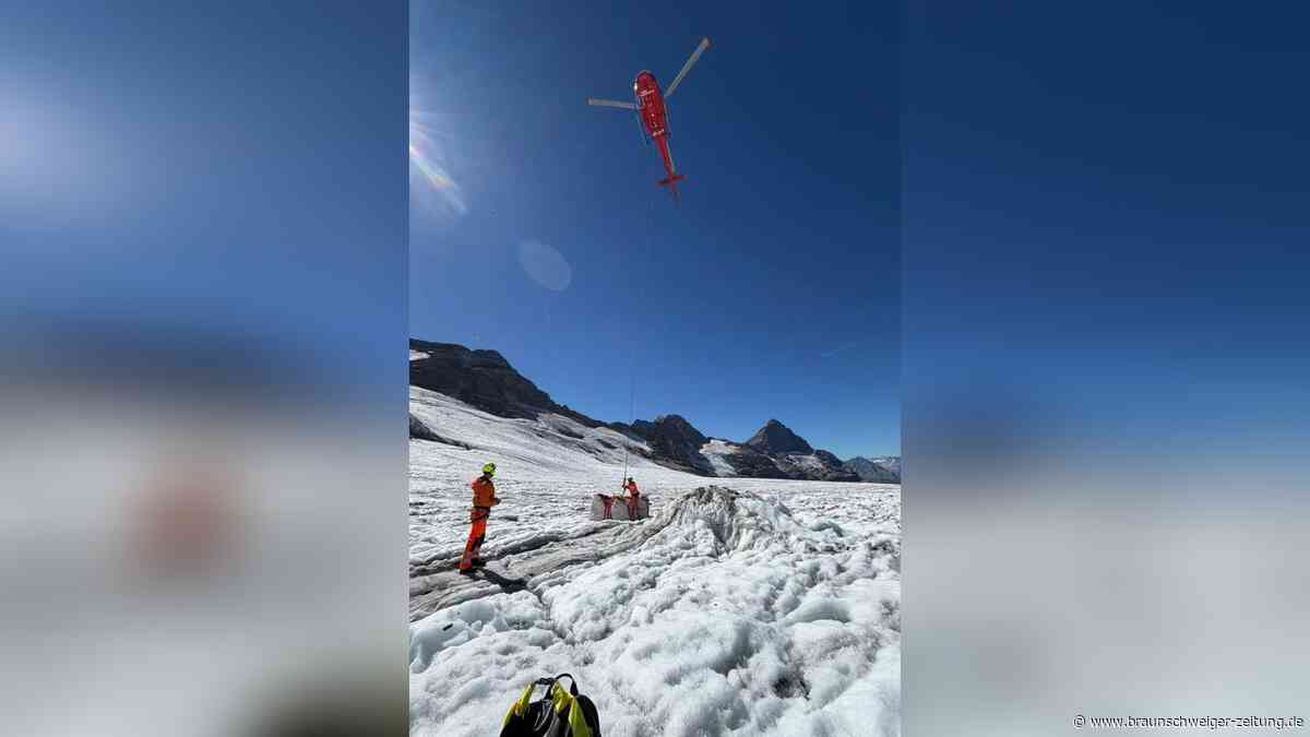 Schweizer Gletscher schmilzt – dann tritt ein jahrzehntealtes Flugzeugwrack hervor