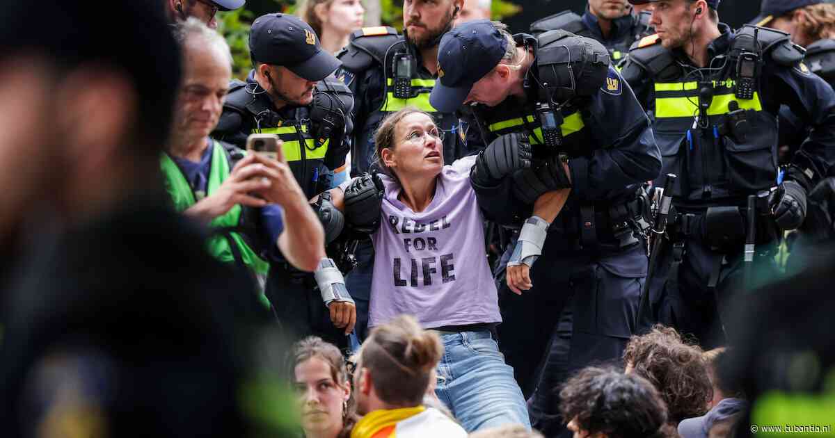 XR demonstranten toch niet vervolgd door OM, ondanks eerdere berichtgeving van strengere optredens