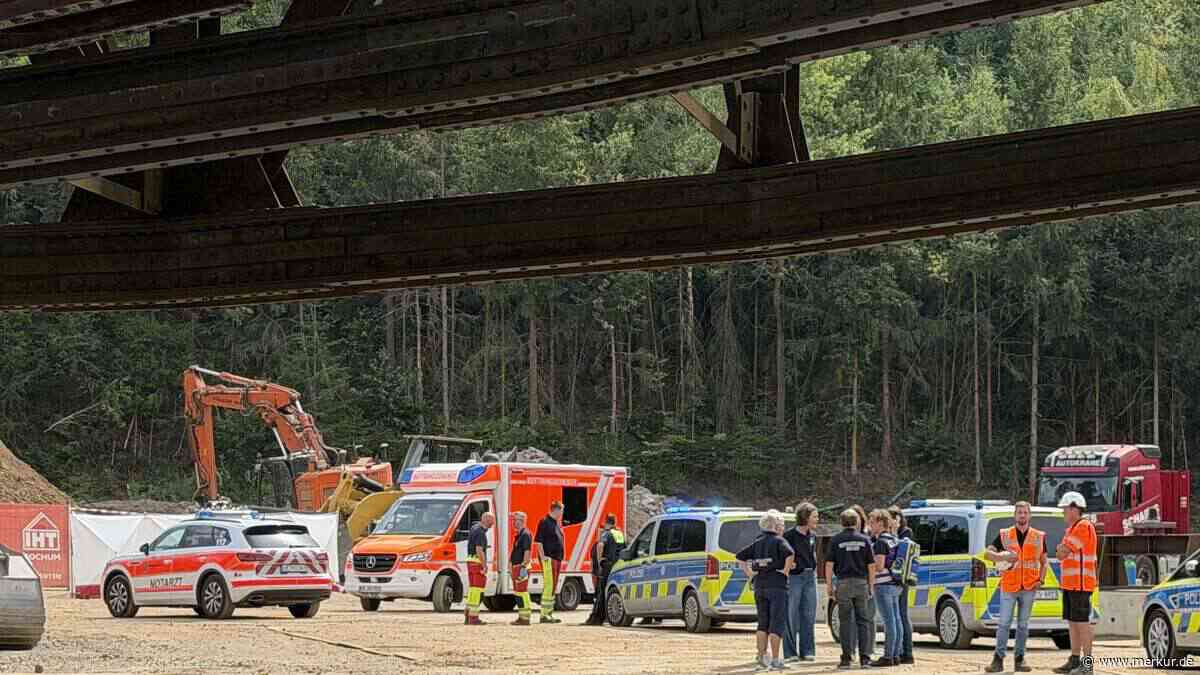 Betriebsunfall in Günzburg: Tonnenschweres Betonteil trifft Arbeiter – Mann tot