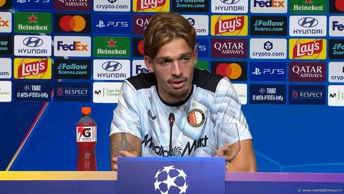 Van Bronckhorst kritisch na vijf Barça-goals tegen Feyenoord: 'Dat mag niet'