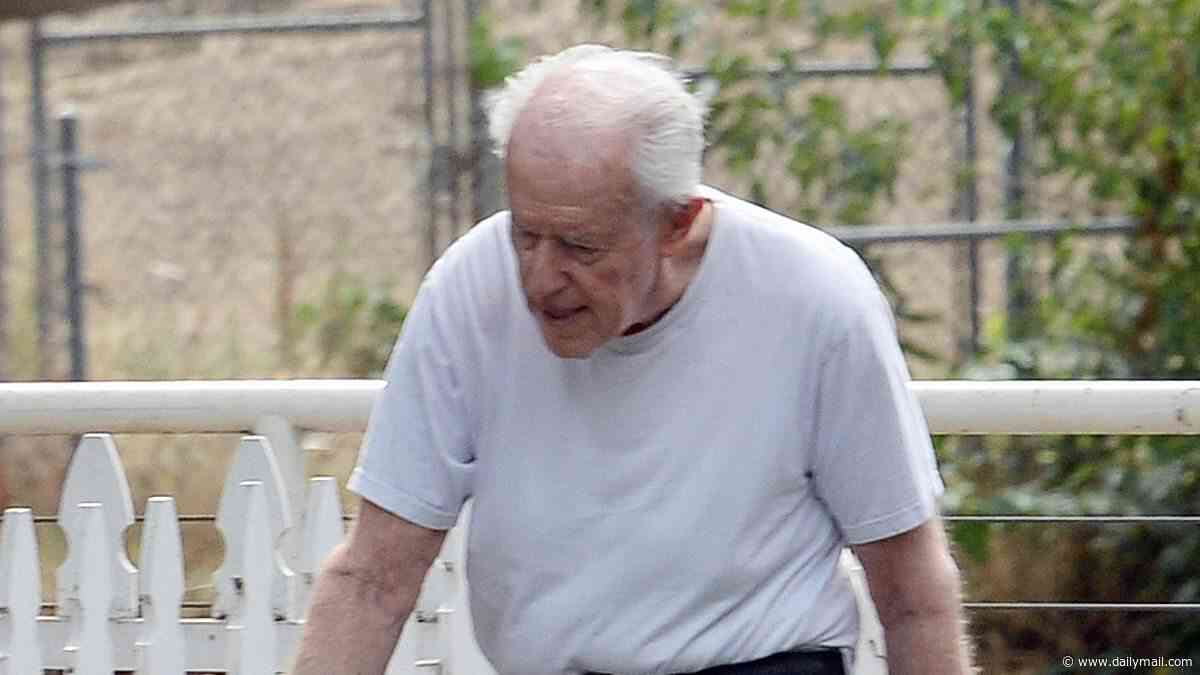 M*A*S*H star Mike Farrell, 87, is seen on public outing two weeks after death of his beloved wife Shelley Fabares