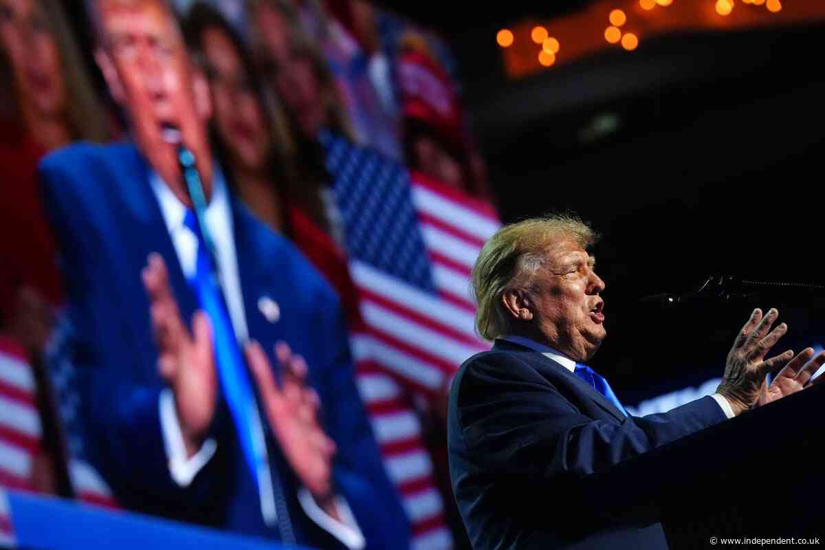 Empty seats and technical glitch mar ‘Trump-a-palooza’ and the president’s wild speech
