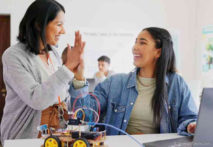 CalKIDS Scholarship Month brings new college funding opportunities for Orange County students