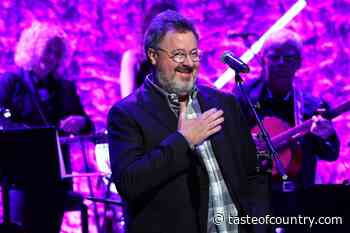 The Hilarious Prank Happening Backstage on Vince Gill's Tour