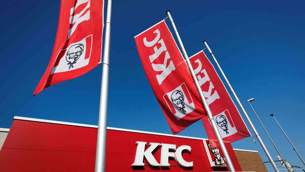 KFC tätowiert Fans für lebenslang Hähnchen gratis – Festival-Aktion bricht alle Rekorde