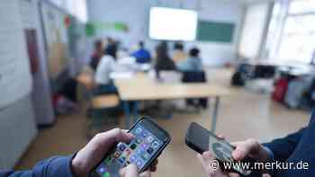 Gymnasium startet Handy-Stopp: Ganze Fünfte bleibt smartphonefrei