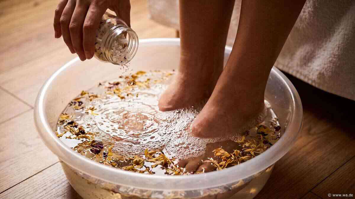 Fußbäder im Test – Traditionsmarke schneidet am schlechtesten ab