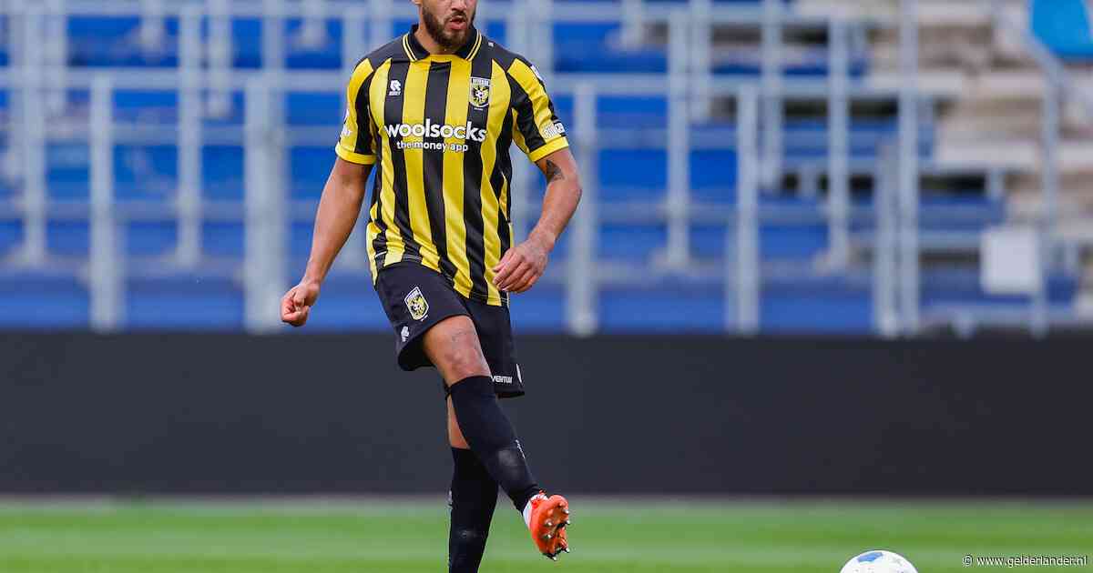 Eindelijk witte rook: Vitesse presenteert Hilterman als nieuwe spits