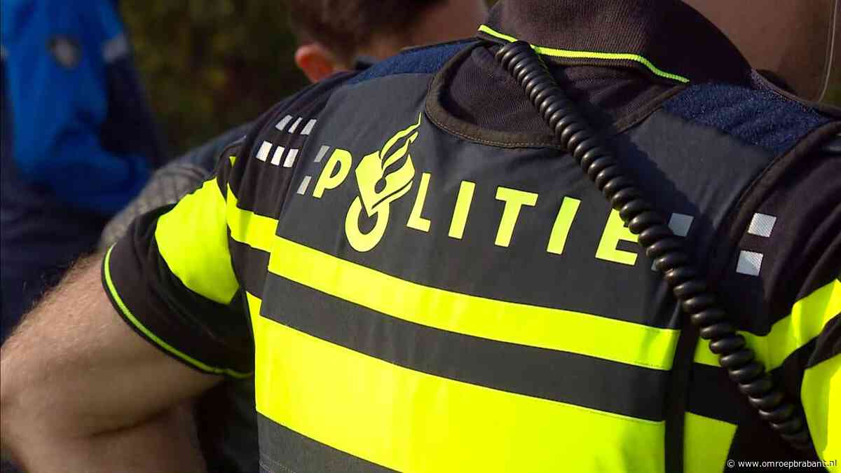 Jonge 'agent' loopt tegen de lamp als hij met gestolen bankpas wil betalen