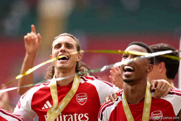 Arsenal 24yo wins Player of the Month award