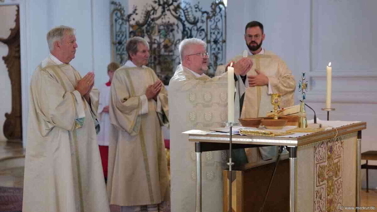 342 Engel und 272 Jahre nach der Kirchenweihe: Beim Schutzengelfest lebt die Tradition fort