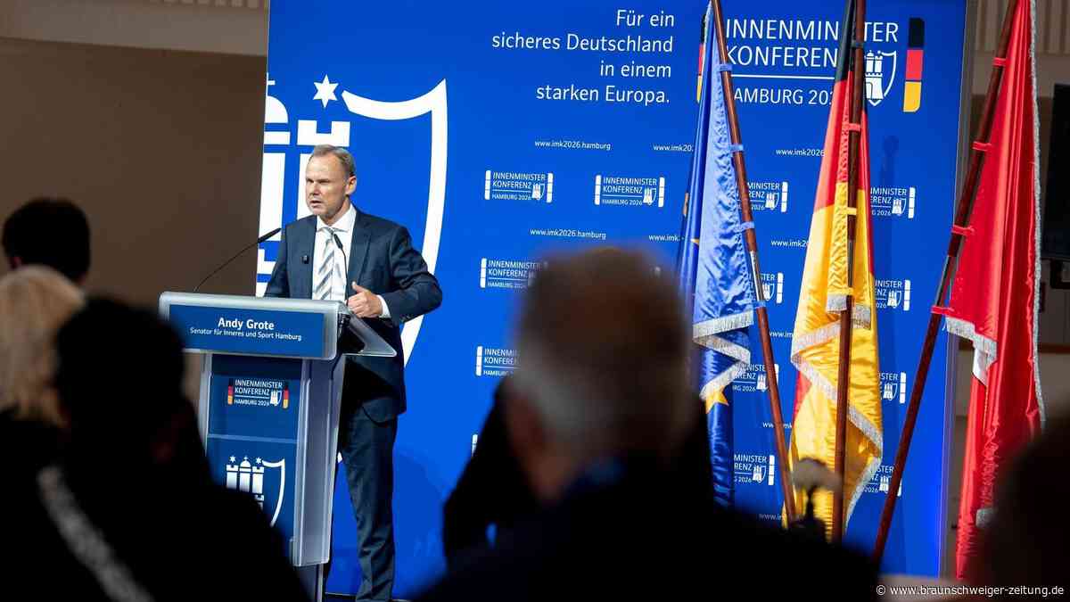 Schützt den Verfassungsschutz vor den Verfassungsfeinden