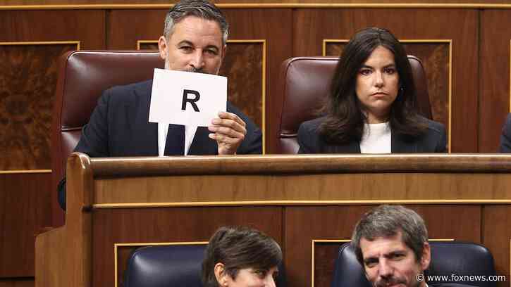 Spanish opposition leader calls prime minister a ‘traitor’ over Ceuta migrant crisis