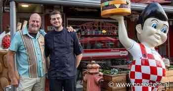 Tom’s Diner verkoopt een Amerikaanse droomwereld met kittige serveersters en on-Nederlands reusachtige hamburgers