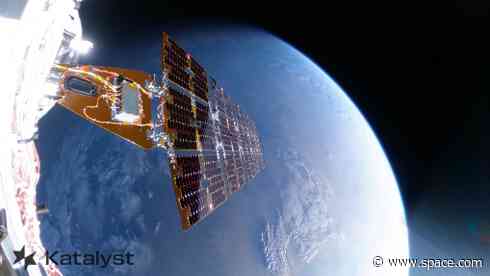 LINK spacecraft gets close to NASA's Swift Observatory, but not close enough to save it