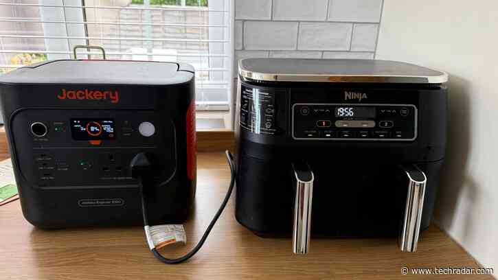 Jackery Explorer 2000 v2 review: How this portable power station saved my sanity