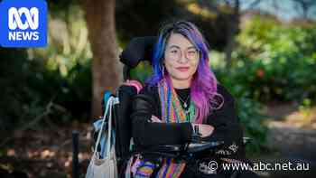 Qantas changes tune over broken wheelchair after ABC questions
