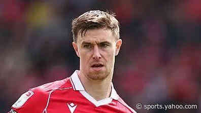 Former Hammer Sheaf back for Wrexham