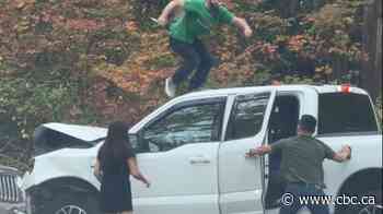 Man flees road rage incident near Vancouver that ended with him being chased with a knife