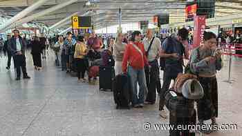 Passengers stranded as UK air traffic control outage disrupts flights
