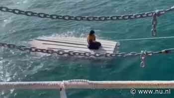 Amerikaanse tiener overleeft dagenlang in kou op omgeslagen boot in Beringzee