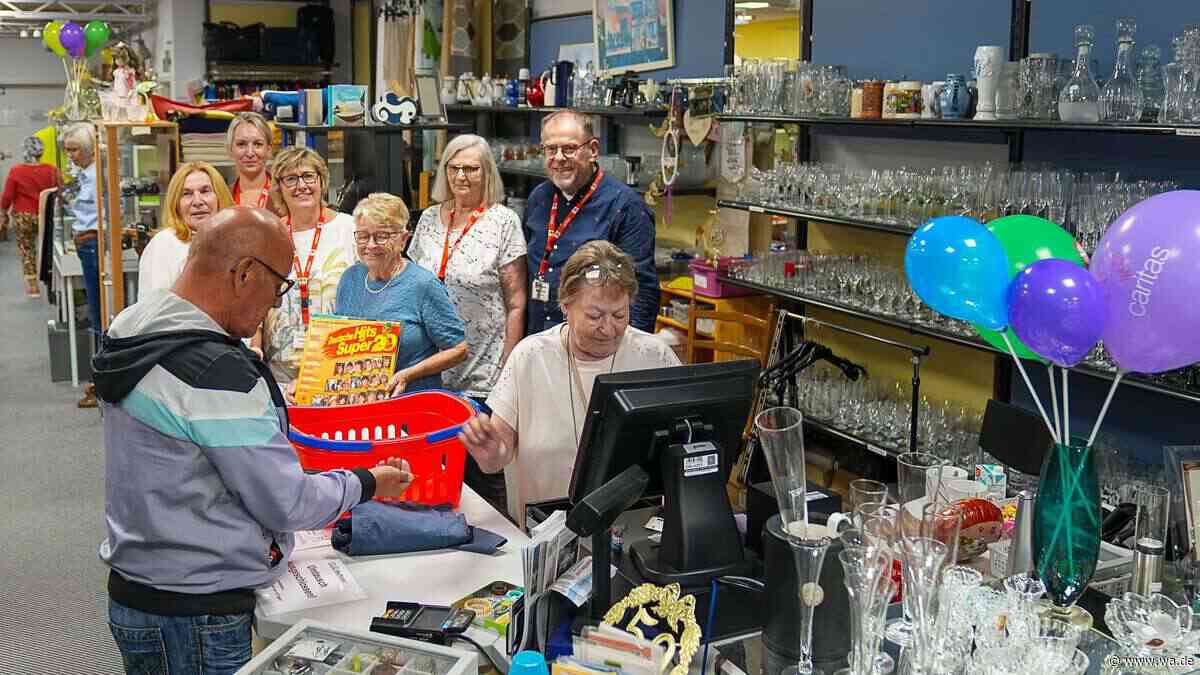 500 D-Mark in Taschentüchern: Fair-Kaufhaus in Bockum-Hövel wird zehn