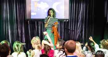 Gescheiden van elkaar, maar knuffel Mappa brengt papa en mama toch even dichtbij