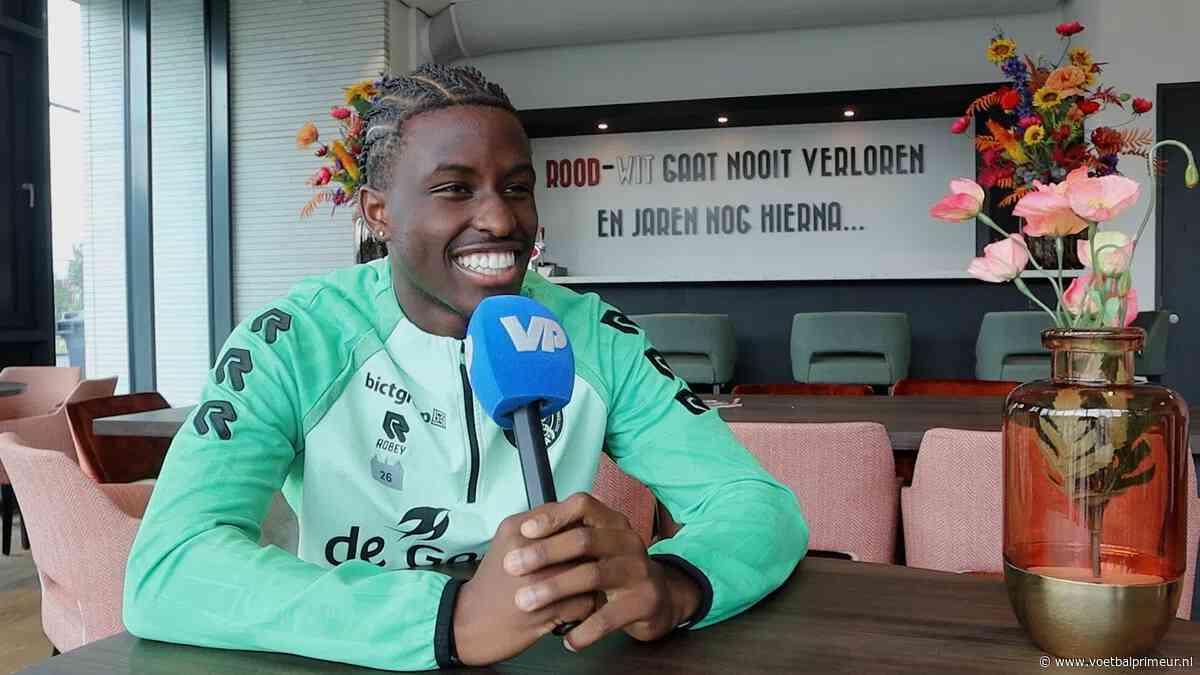 PSV-huurling en Zechiël goed bevriend: 'Daar heeft hij me ook echt verrast'