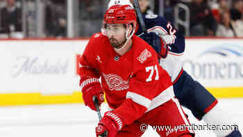 Dylan Larkin reporting to Red Wings camp, but stripped of captaincy after trade request