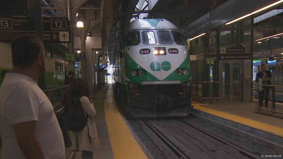What's to blame for Metrolinx's temporary GO service changes?