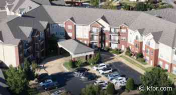 Nurse fired, charged with abusing Alzheimer's patient