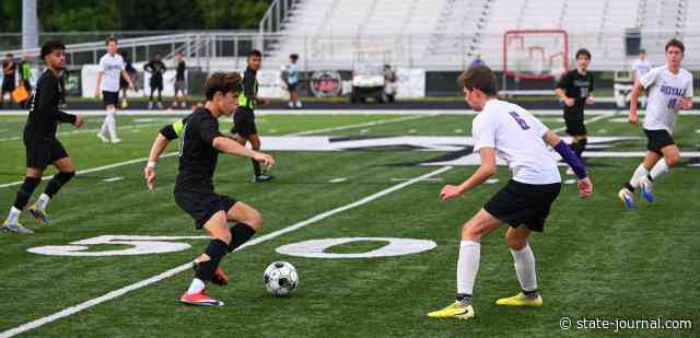 Western Hills’ boys soccer team stays on a roll with win over TFCA