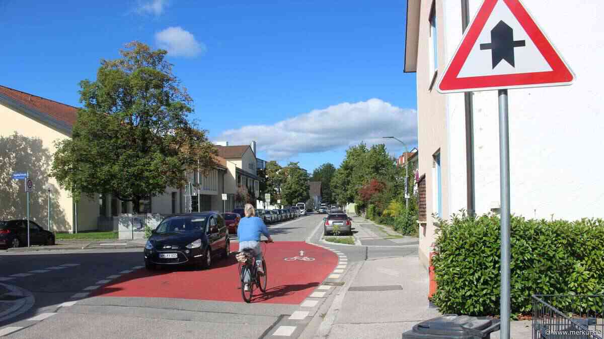 „Immer wieder Konfliktsituationen“: Neue Markierungen für Fahrradstraße in der Kreisstadt