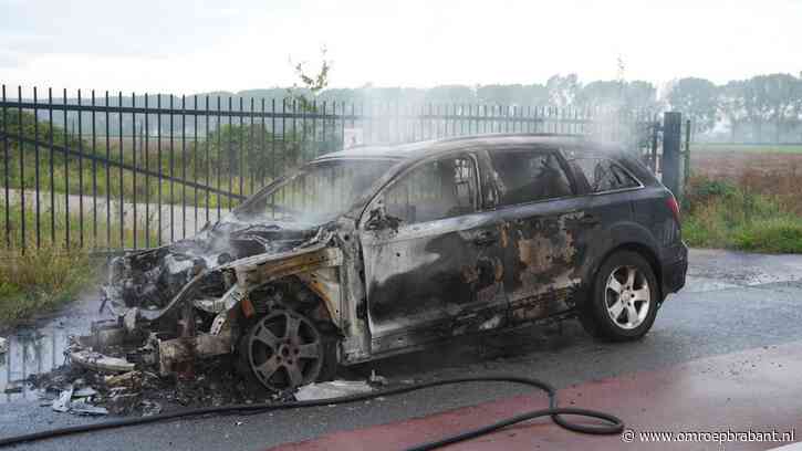 Opnieuw brandt auto uit in Kaatsheuvel, bestuurder gewond