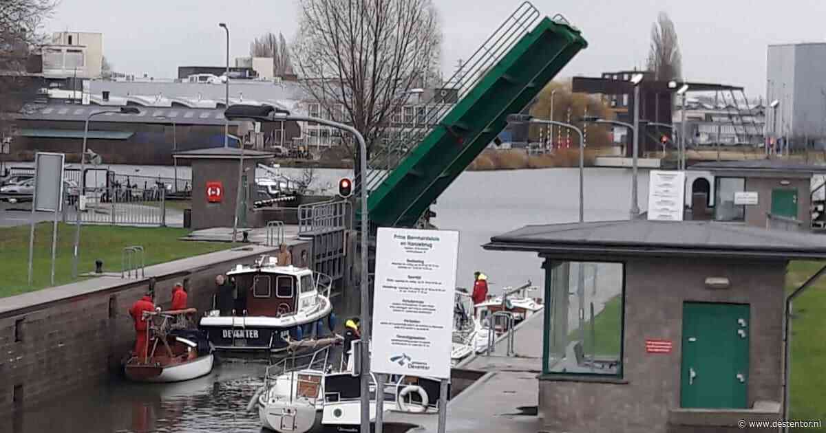 Sluis bij haven Deventer opnieuw dicht om lage waterstand