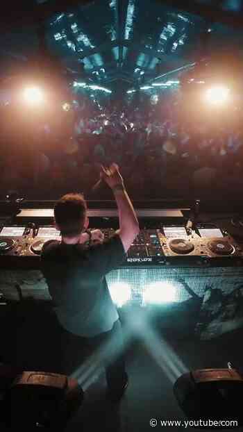 Hands In The Air #clubnouveau  #feddelegrand