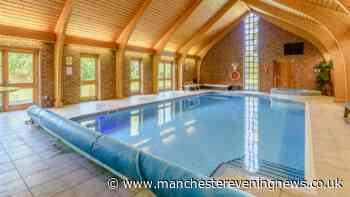 'Wow factor' holiday home with private heated pool just 1 mile from Chester Zoo