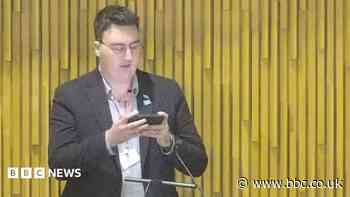 Councillor expelled for far-right party membership