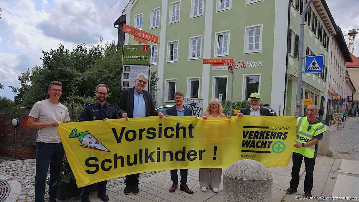 Schulweghelfer dringend gesucht: Überwege in Dachau könnten unbesetzt bleiben