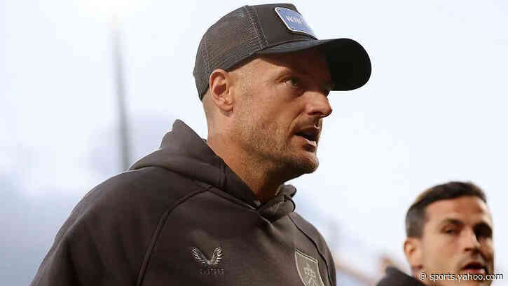 Matos wary of veteran Vardy as Swans host Clarets