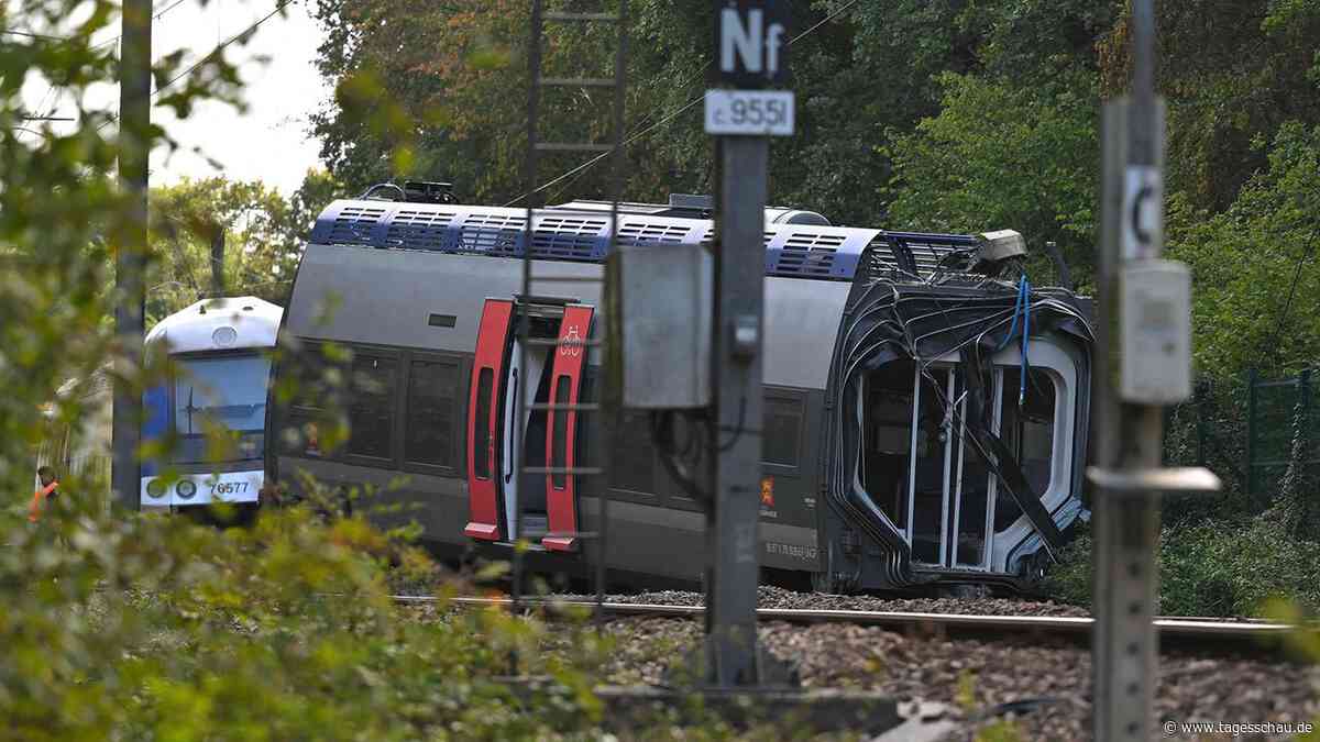Zug entgleist in Frankreich - Ermittler schließen Sabotage nicht aus